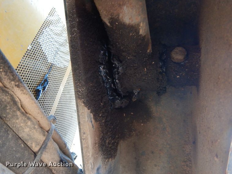 image for item DJ8189 2012 John Deere 333DT  skid steer loader