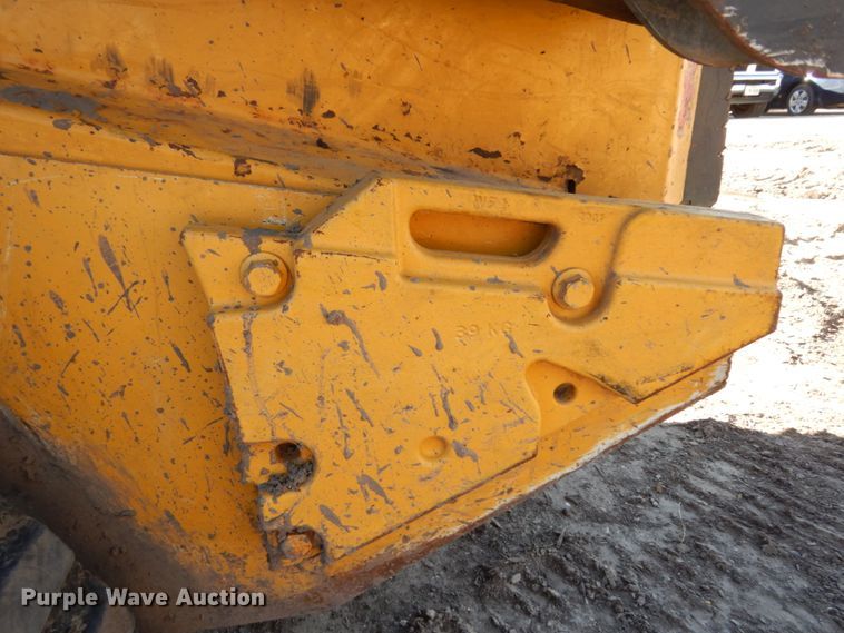 image for item DJ8189 2012 John Deere 333DT  skid steer loader