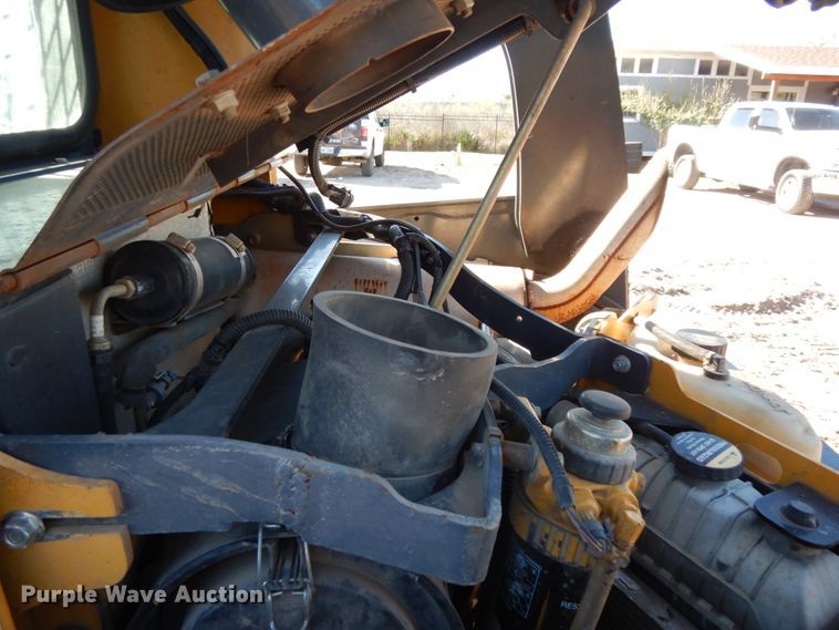 image for item DJ8189 2012 John Deere 333DT  skid steer loader