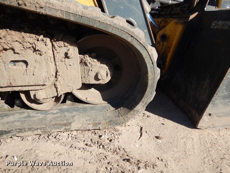 image for item DJ8189 2012 John Deere 333DT  skid steer loader