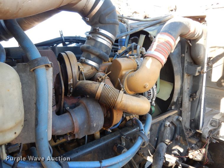 image for item DJ8193 2005 Peterbilt 379  dump truck