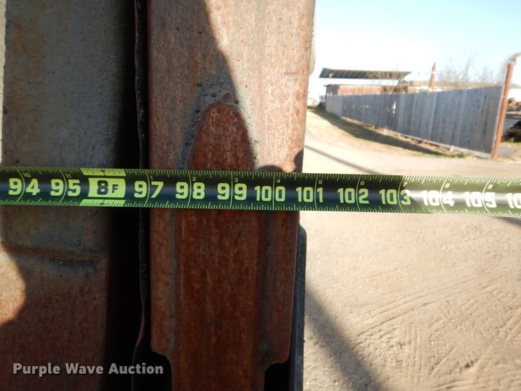 image for item DJ8193 2005 Peterbilt 379  dump truck