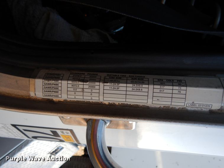 image for item DJ8193 2005 Peterbilt 379  dump truck