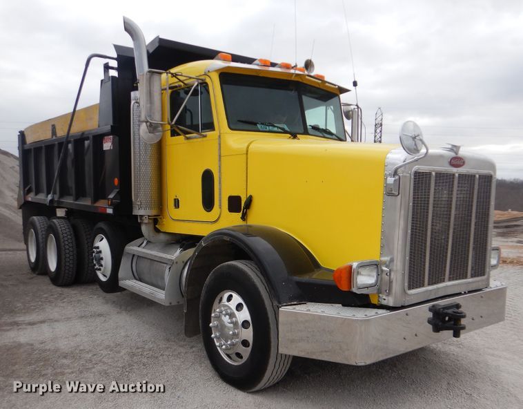image for item DJ8593 2001 Peterbilt 378  dump truck