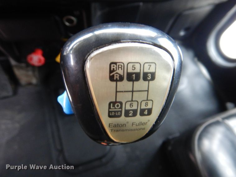 image for item DJ8593 2001 Peterbilt 378  dump truck