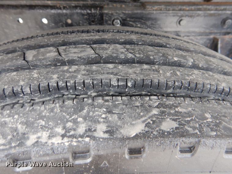 image for item DJ8593 2001 Peterbilt 378  dump truck