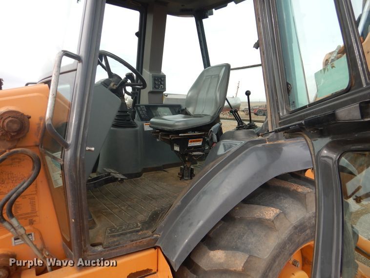 image for item DJ8821 Case 580 Super L  backhoe