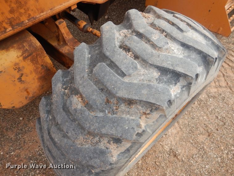 image for item DJ8821 Case 580 Super L  backhoe