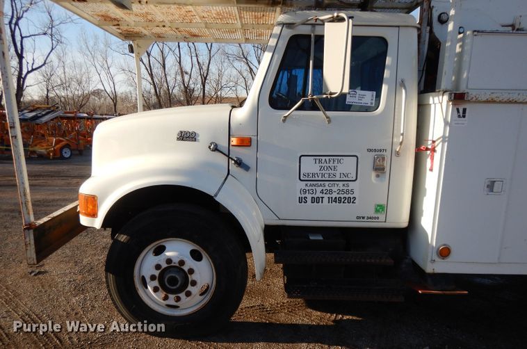 image for item DL2017 1998 International 4700  forestry bucket truck