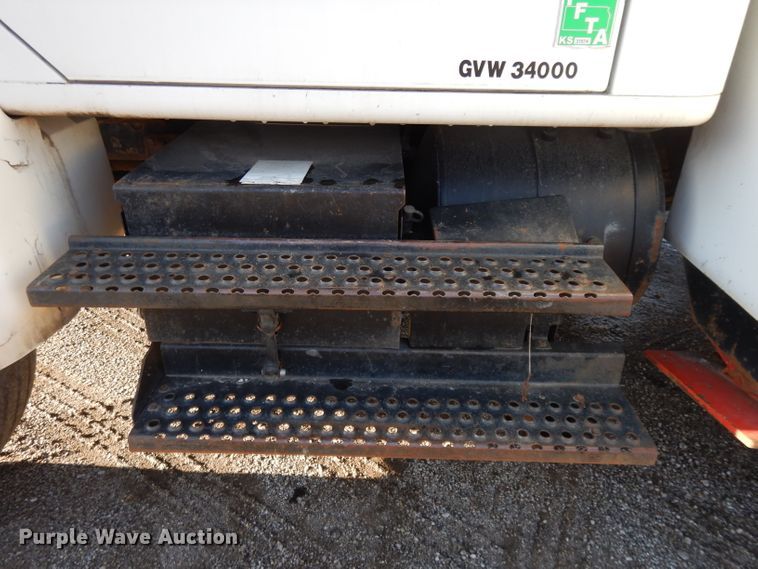 image for item DL2017 1998 International 4700  forestry bucket truck