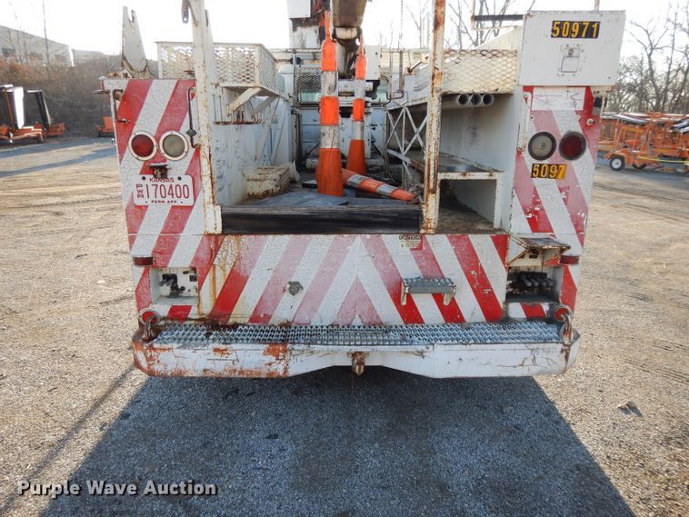 image for item DL2017 1998 International 4700  forestry bucket truck