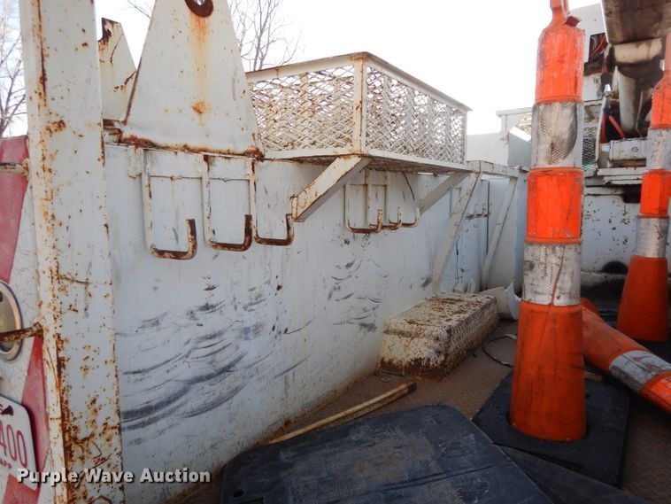 image for item DL2017 1998 International 4700  forestry bucket truck