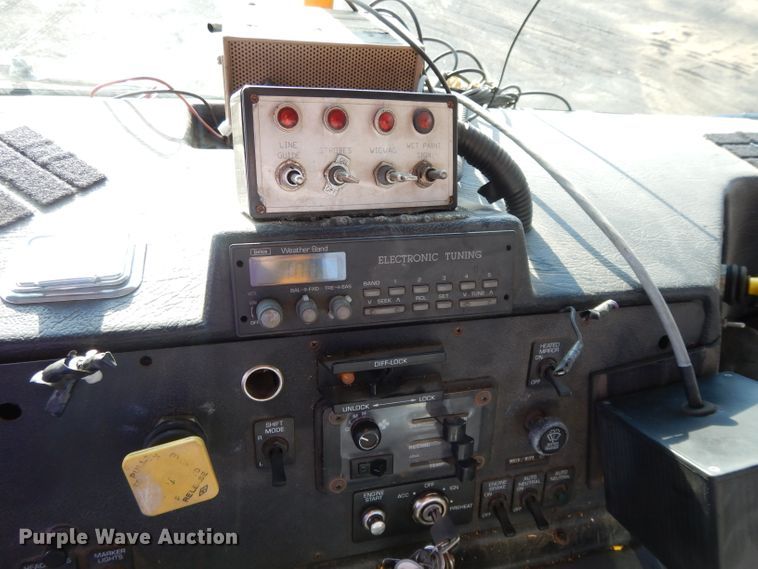 image for item DL2018 1997 Volvo EZ Liner  flatbed truck