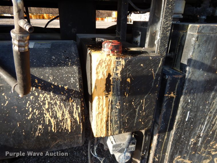 image for item DL2018 1997 Volvo EZ Liner  flatbed truck