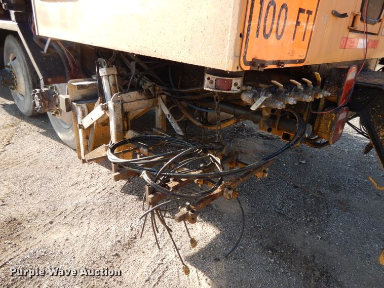 image for item DL2018 1997 Volvo EZ Liner  flatbed truck