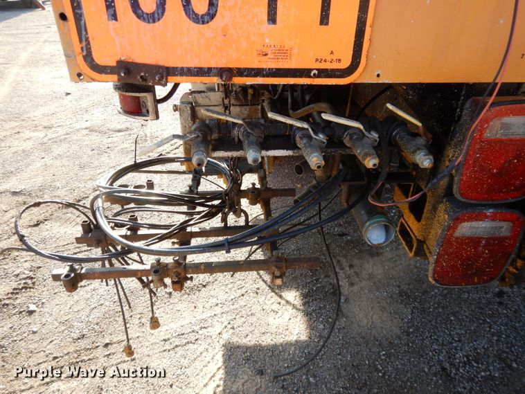 image for item DL2018 1997 Volvo EZ Liner  flatbed truck