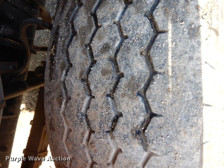 image for item DL2018 1997 Volvo EZ Liner  flatbed truck