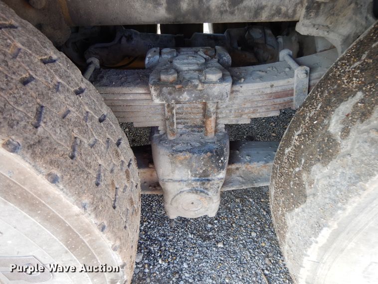 image for item DL2018 1997 Volvo EZ Liner  flatbed truck