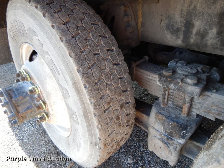 image for item DL2018 1997 Volvo EZ Liner  flatbed truck