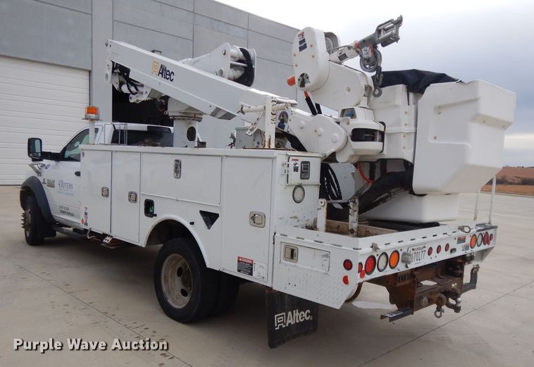 image for item DL2651 2014 Dodge Ram 5500  bucket truck
