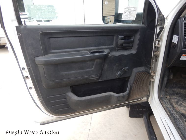 image for item DL2651 2014 Dodge Ram 5500  bucket truck