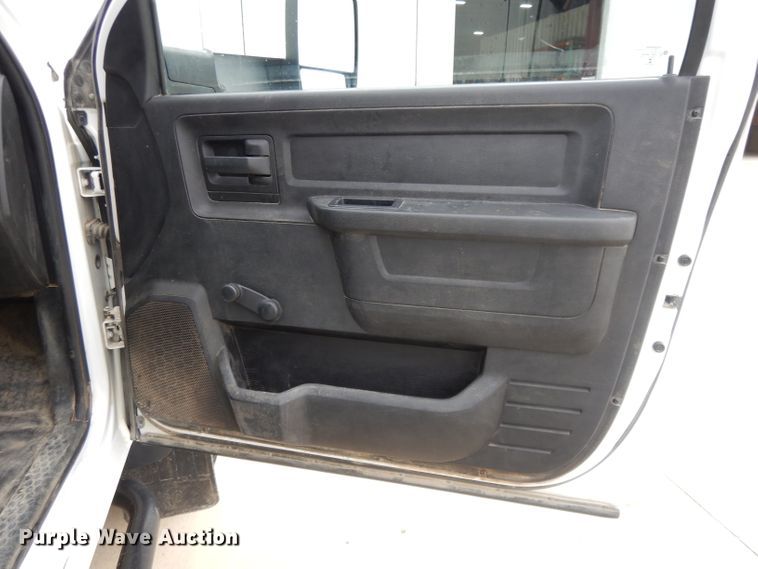 image for item DL2651 2014 Dodge Ram 5500  bucket truck