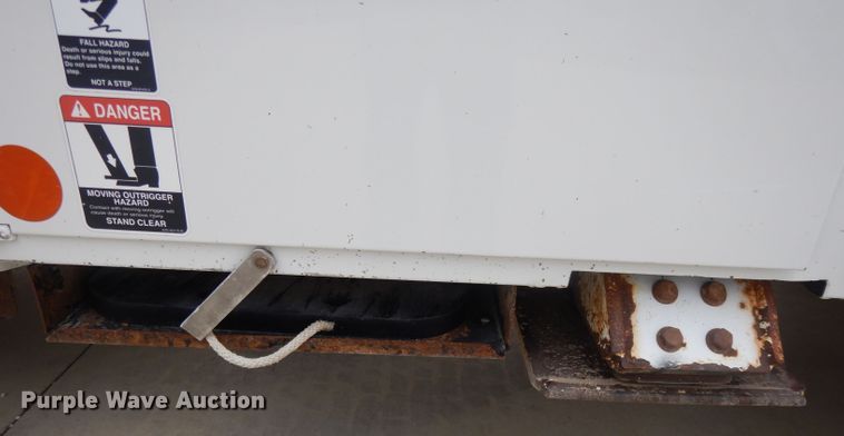 image for item DL2651 2014 Dodge Ram 5500  bucket truck