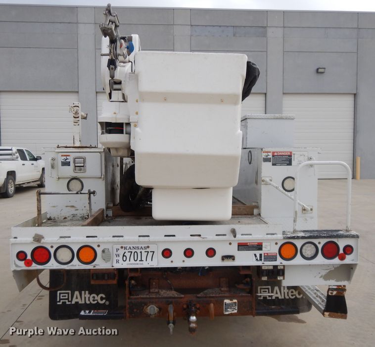 image for item DL2651 2014 Dodge Ram 5500  bucket truck