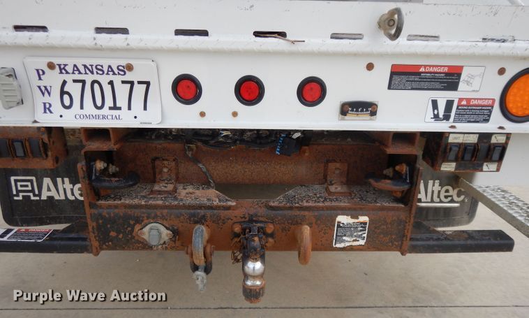 image for item DL2651 2014 Dodge Ram 5500  bucket truck