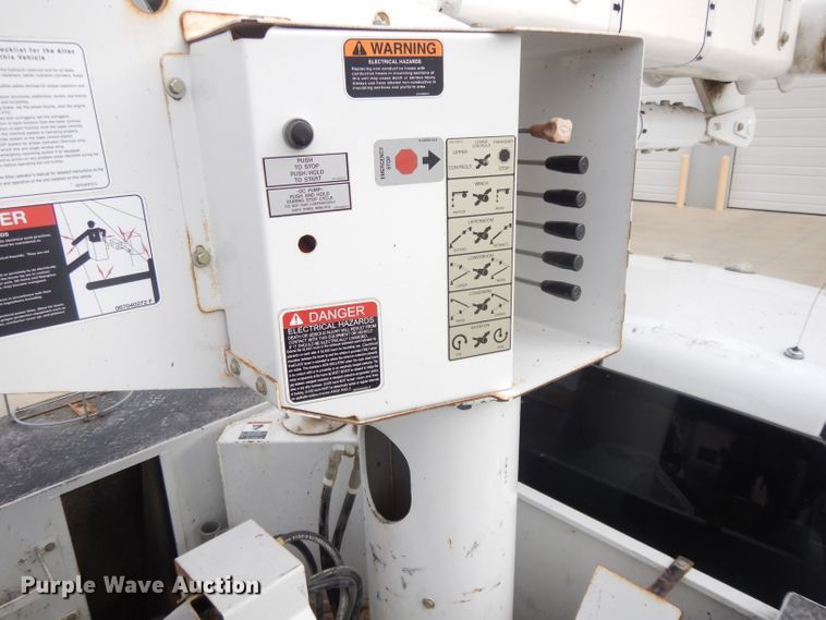 image for item DL2651 2014 Dodge Ram 5500  bucket truck