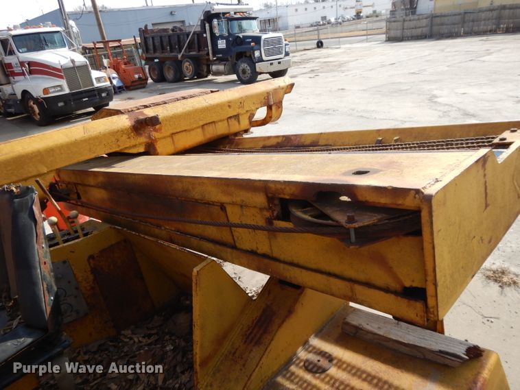 image for item DL2675 Broderson Hydra-Hammer hydraulic breaker