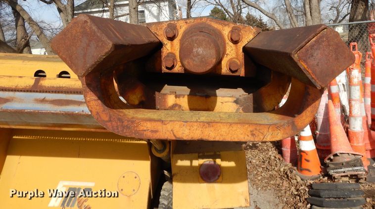 image for item DL2675 Broderson Hydra-Hammer hydraulic breaker