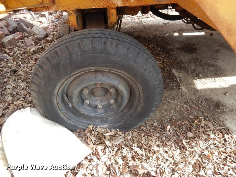 image for item DL2675 Broderson Hydra-Hammer hydraulic breaker