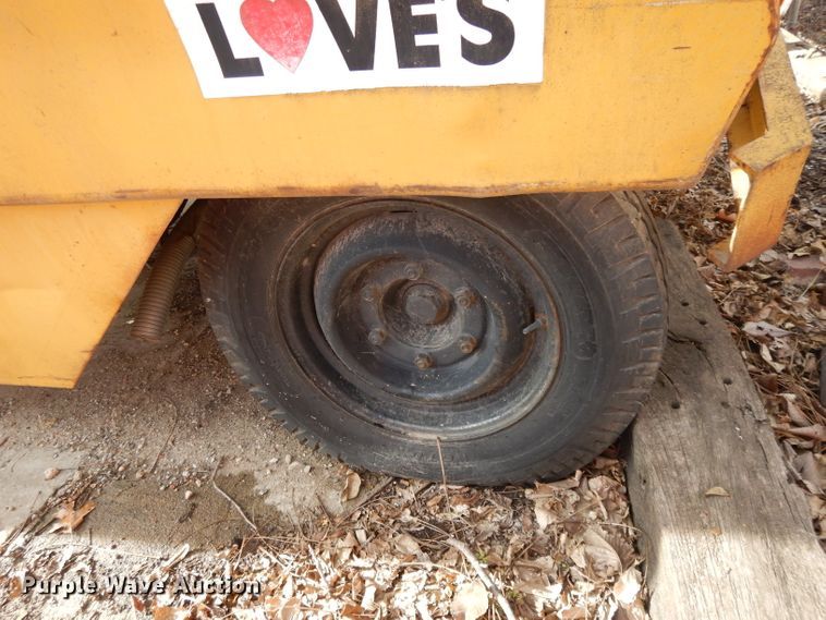 image for item DL2675 Broderson Hydra-Hammer hydraulic breaker