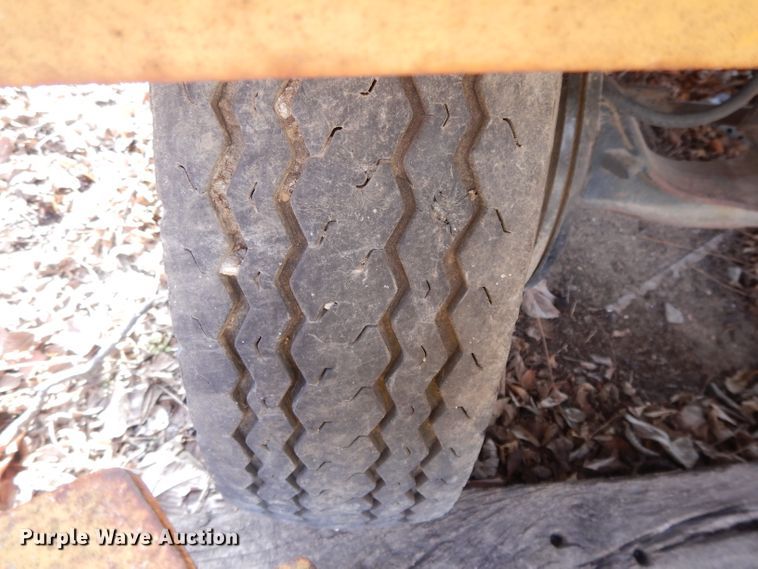 image for item DL2675 Broderson Hydra-Hammer hydraulic breaker