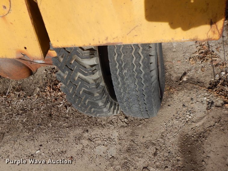 image for item DL2675 Broderson Hydra-Hammer hydraulic breaker