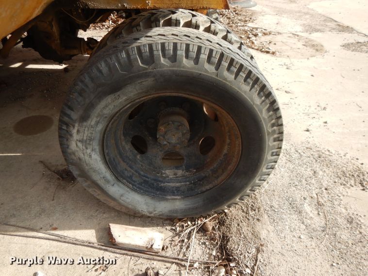 image for item DL2675 Broderson Hydra-Hammer hydraulic breaker