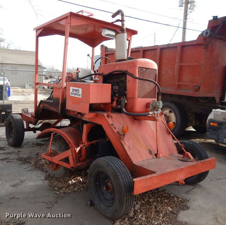 image for item DL2676 Street and Road D18  broom