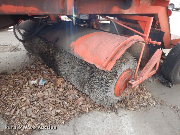 image for item DL2676 Street and Road D18  broom