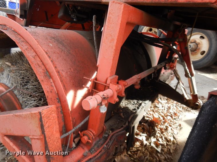 image for item DL2676 Street and Road D18  broom