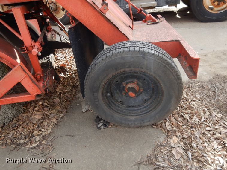 image for item DL2676 Street and Road D18  broom