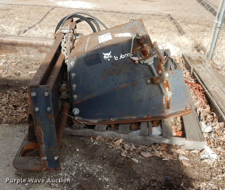 image for item DL2677 Bobcat  cold planer