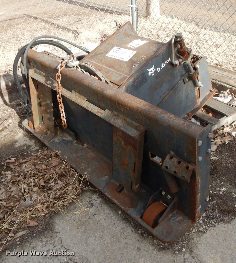 image for item DL2677 Bobcat  cold planer