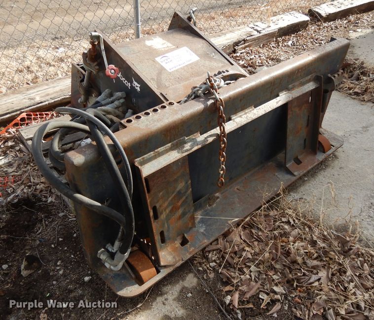 image for item DL2677 Bobcat  cold planer