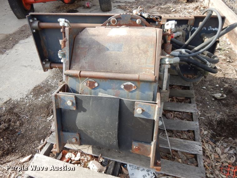 image for item DL2677 Bobcat  cold planer