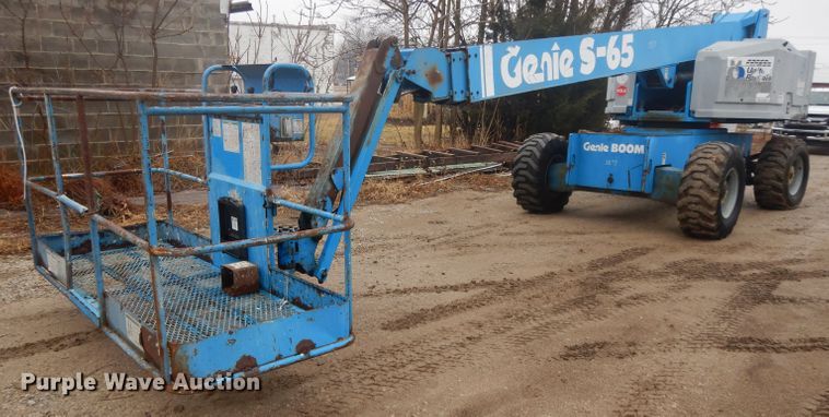 image for item DL2696 1995 Genie S65  boom lift