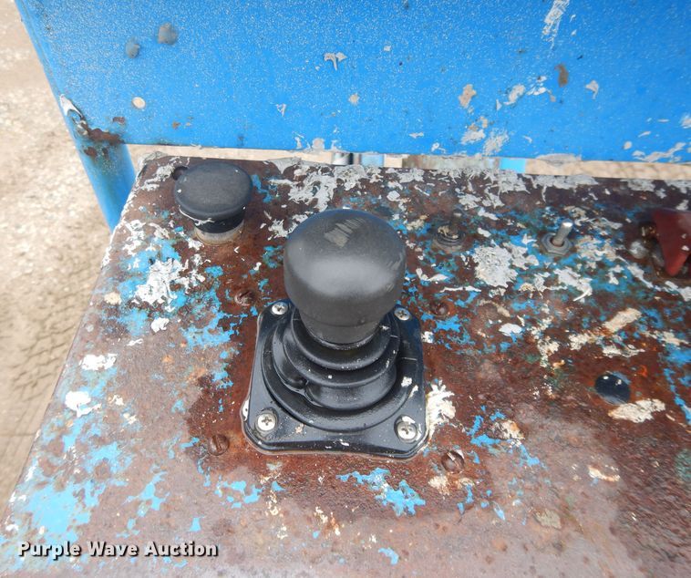 image for item DL2696 1995 Genie S65  boom lift