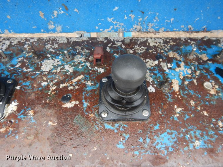 image for item DL2696 1995 Genie S65  boom lift