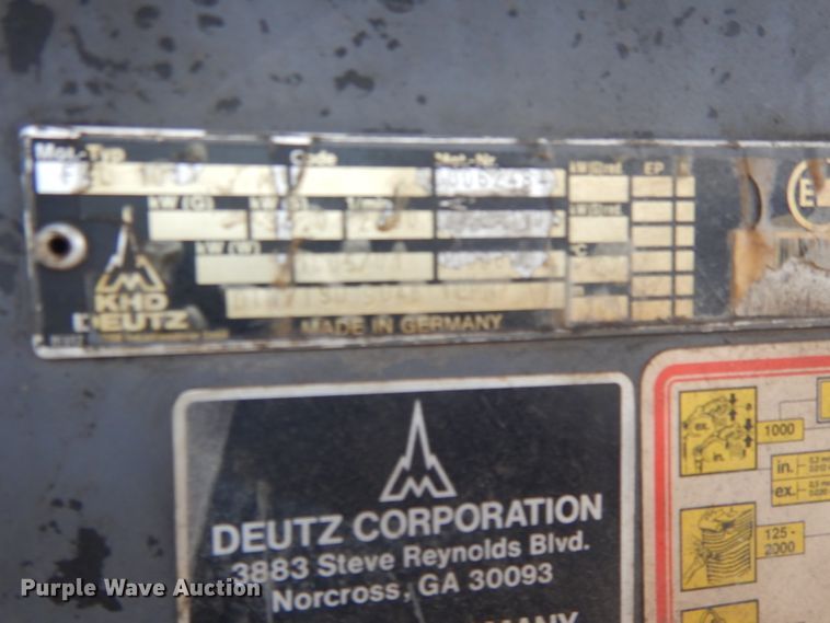 image for item DL2696 1995 Genie S65  boom lift