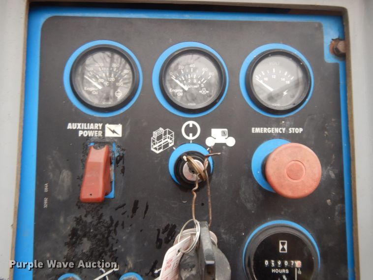 image for item DL2696 1995 Genie S65  boom lift